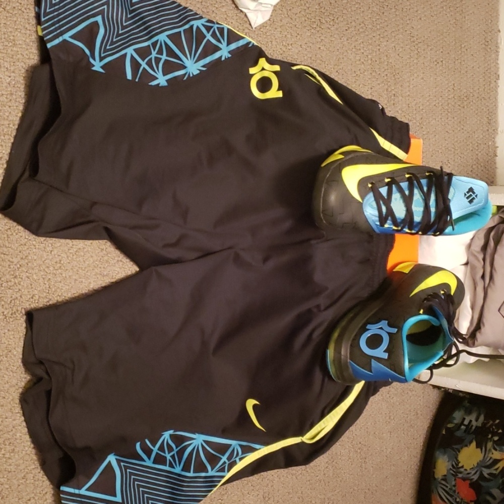 Kevin Durant basketball shorts with matching shoes